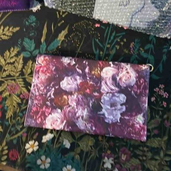Pengems Jet Set Wristlet Floral Wrislet - NEW - Picture 5 of 5
